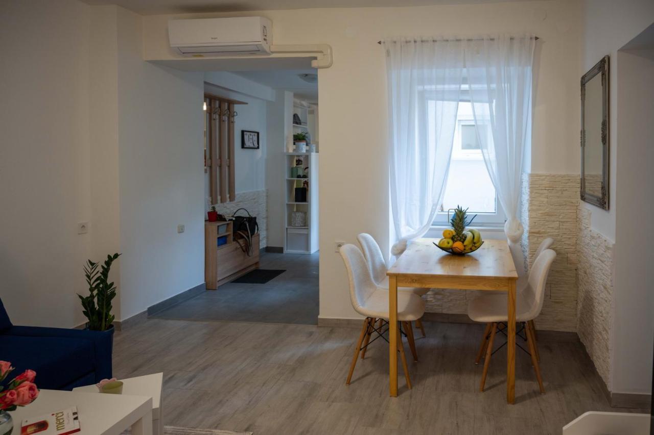 Apartment Montona Pola Esterno foto